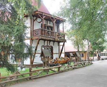 Hotel Комплекс Відпочинку "Колиба" Korosten Exterior foto